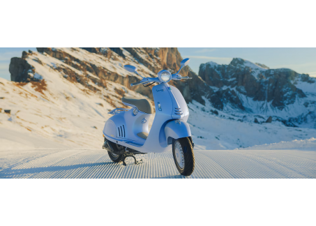 VESPA 946 SNAKE EDITION LIMITE
