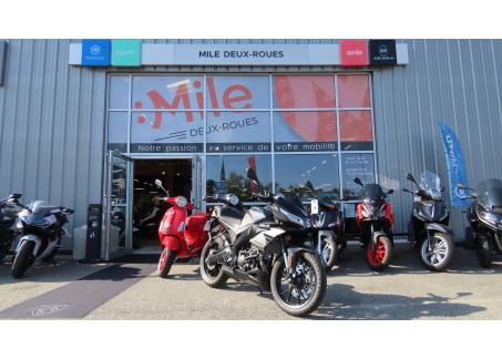 APRILIA TUONO 125 - OCCASION 0KM - Garantie 12/2026