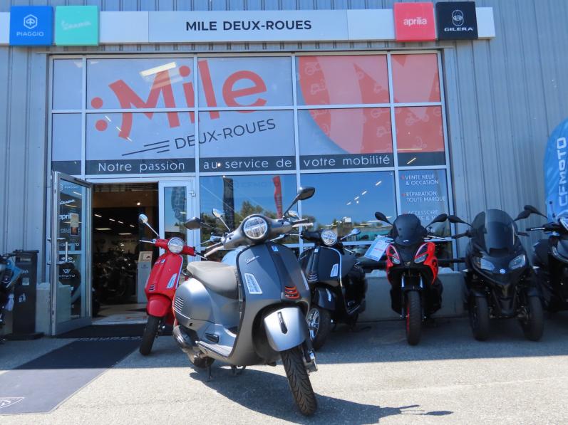 VESPA GTS 125 SUPERSPORT - Garantie 04/2026