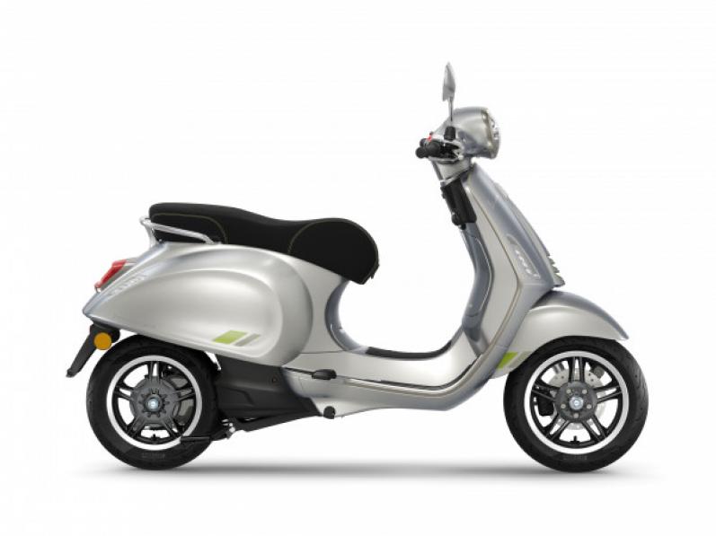 VESPA New Primavera Elettrica 70 Tech - Equivalent 125cc